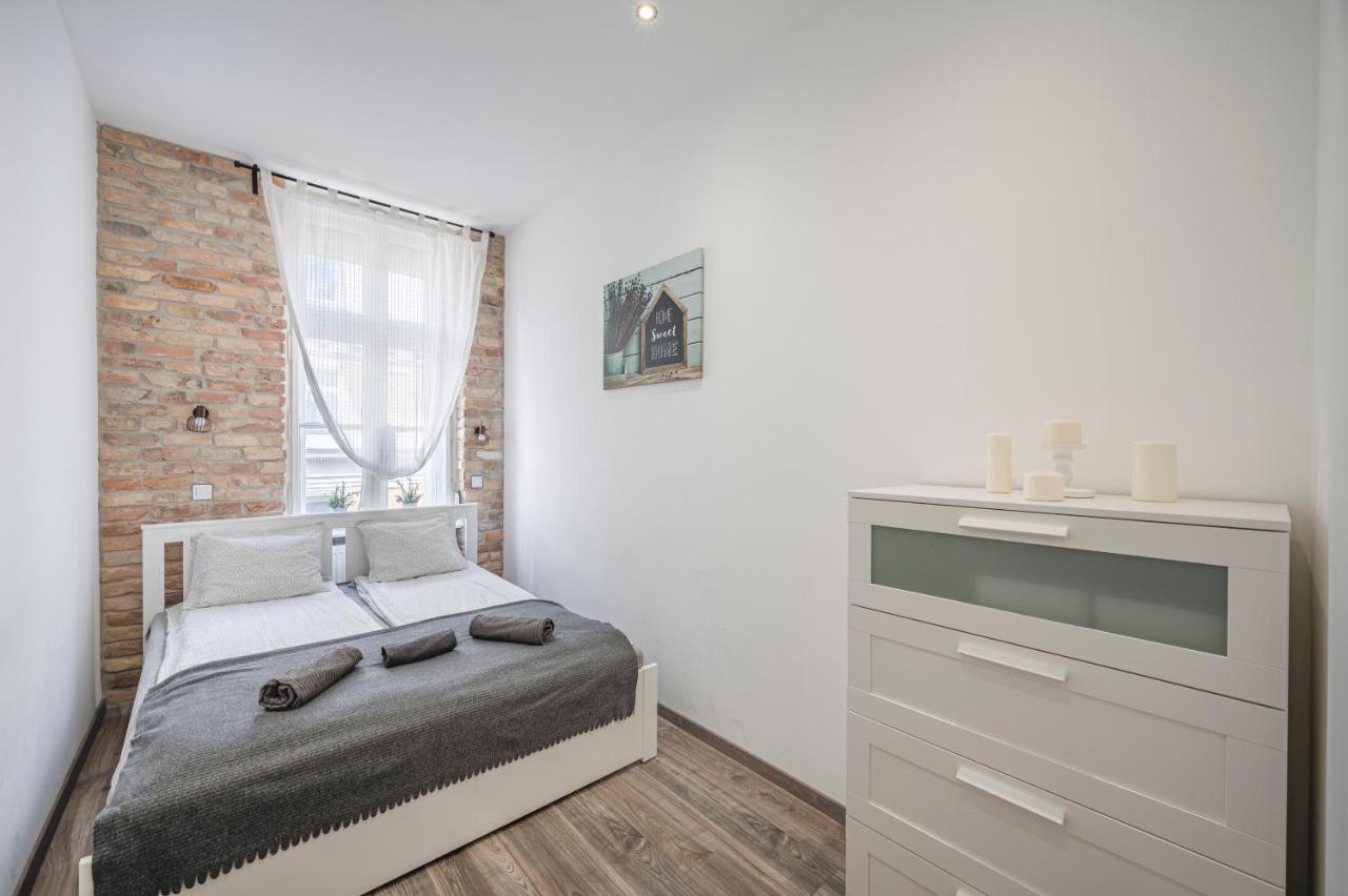 Design Apartment W Ac On Ring Road By Newave Apartments Budapest Extérieur photo